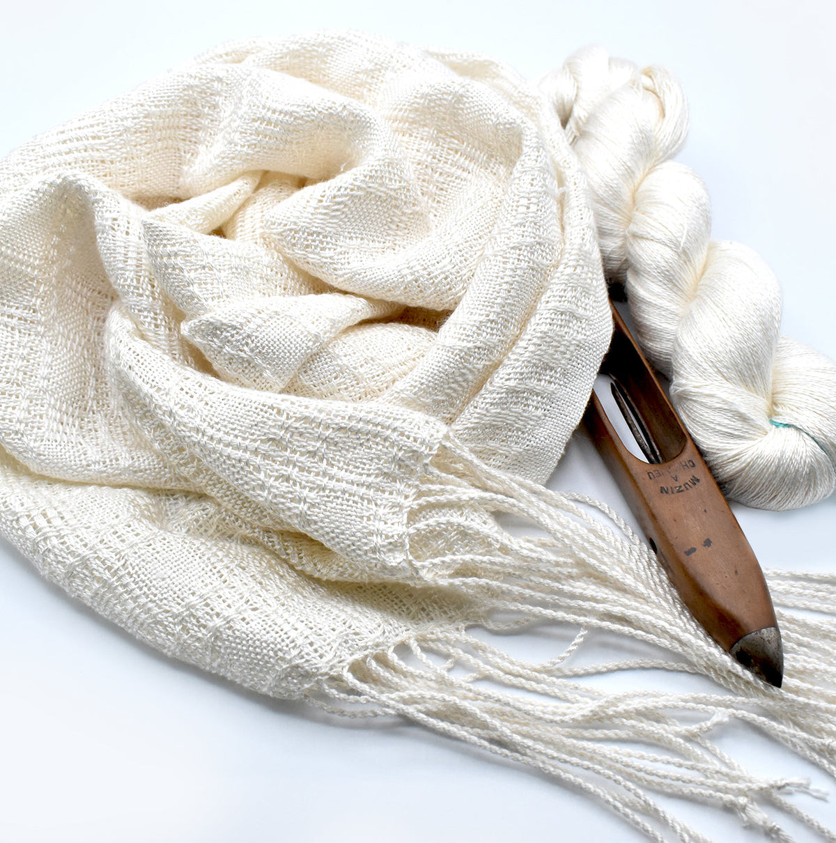 foulard en soie neuf COMPTOIR DES COTONNIERS : 35euros (envoi