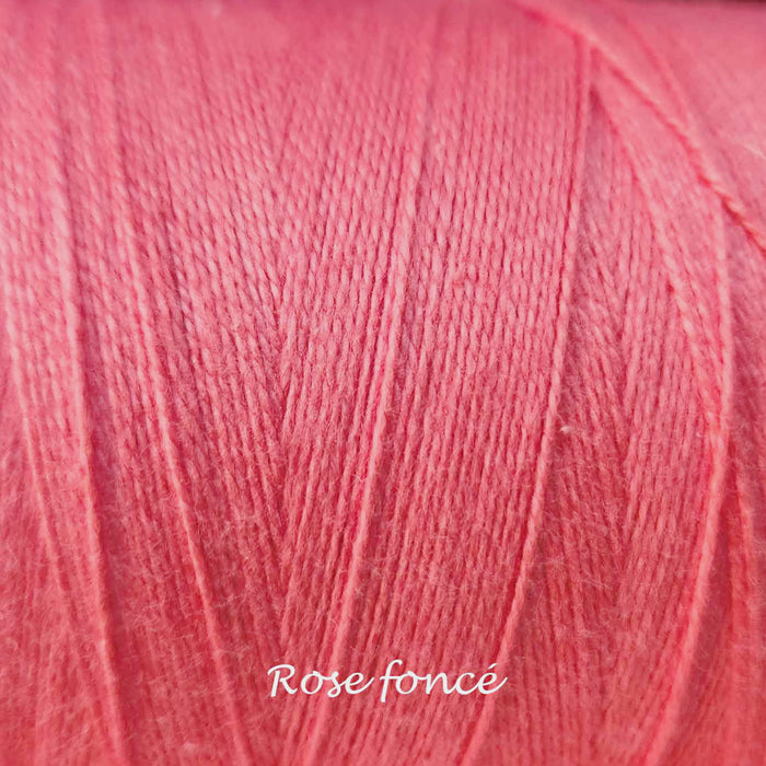 Bobine de fil de coton 8/2 Maurice Brassard rose foncé – fil fin pour tissage à peigne envergeur ou à cadres