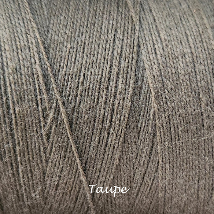 Bobine de fil de coton Maurice Brassard taupe 2/8 – fil 100 % coton pour tissage sur métier