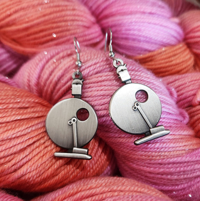 S10 spinning wheels earrings - Louet